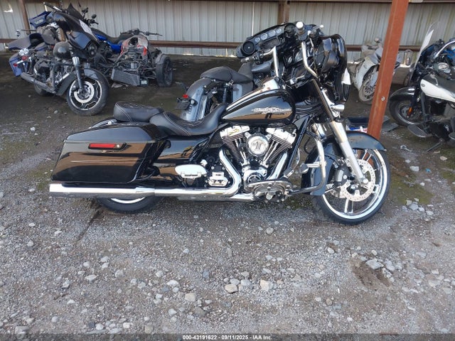 1HD1KRM18GB685027 Harley-Davidson Street Glide Special