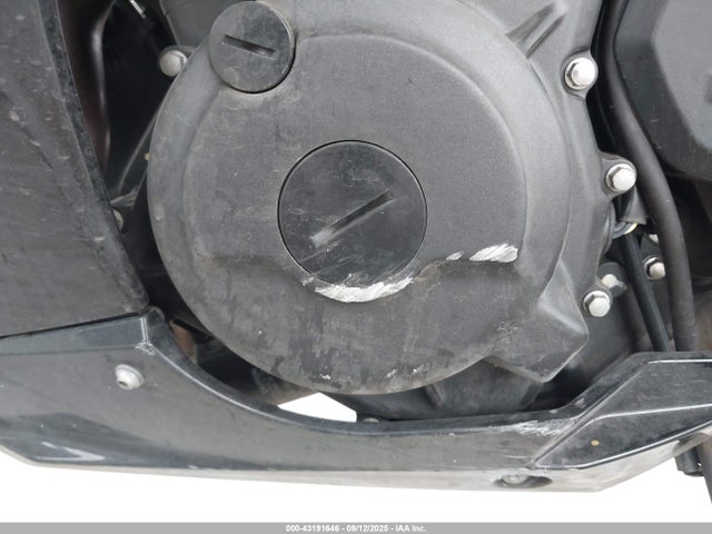 Kawasaki Ninja 400 2021 JKAEXKG17MDAA5182 Image 16