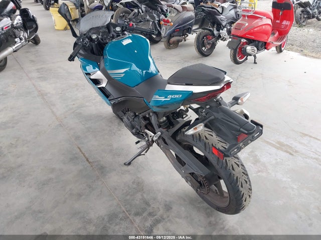 Kawasaki Ninja 400 2021 JKAEXKG17MDAA5182 Image 3