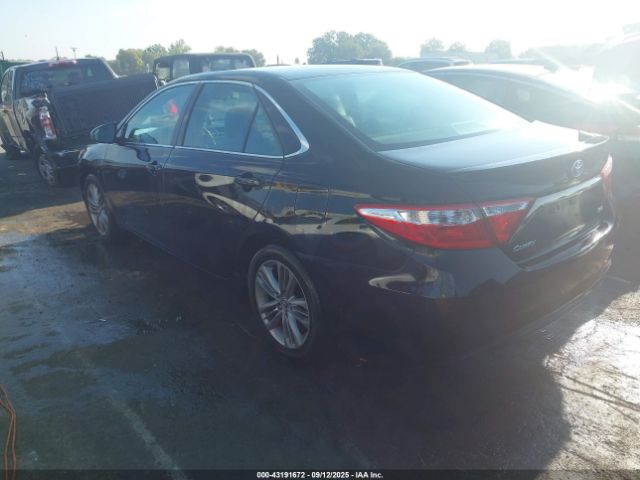 2015 TOYOTA CAMRY 4T1BF1FK5FU938062 Photo 2