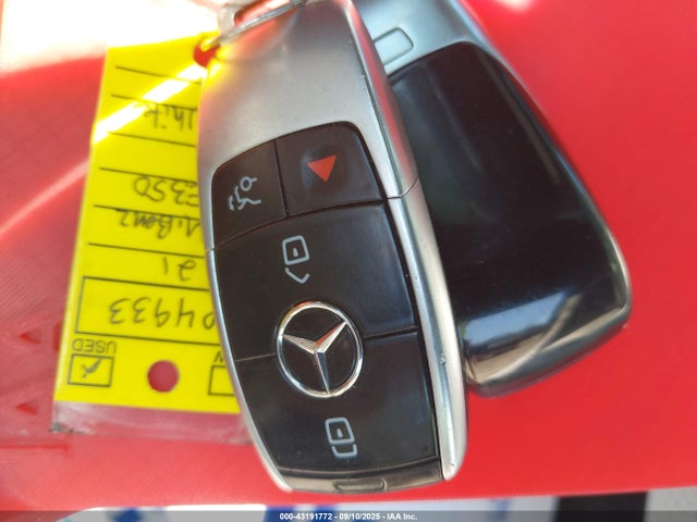 W1KZF8EB9MA961071 Mercedes-Benz m264