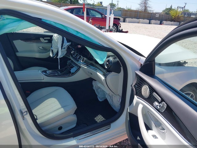 W1KZF8EB9MA961071 Mercedes-Benz m264