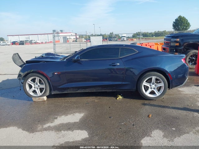 Продажа на аукционе авто 2016 Chevrolet Camaro 1lt, vin: 1G1FB1RS2G0143999, номер лота: 43191788
