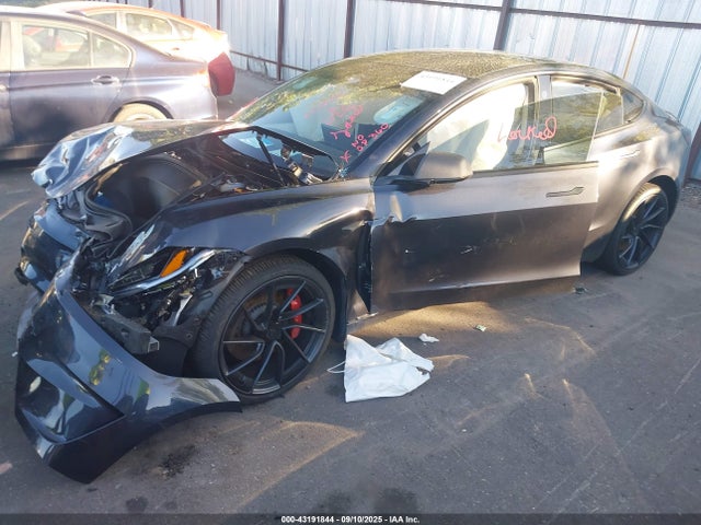 2025 TESLA MODEL 3 5YJ3E1ET6SF008180 Photo 1