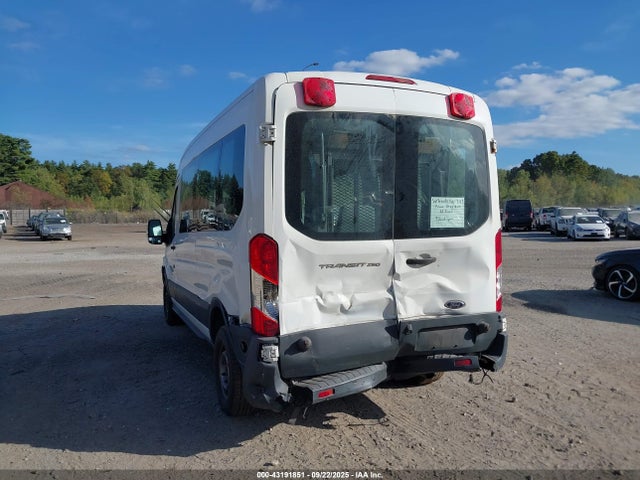 Ford Transit 2015 1FTNR2CM1FKA73462 Image 3