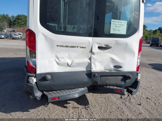 Ford Transit 2015 1FTNR2CM1FKA73462 Image 6