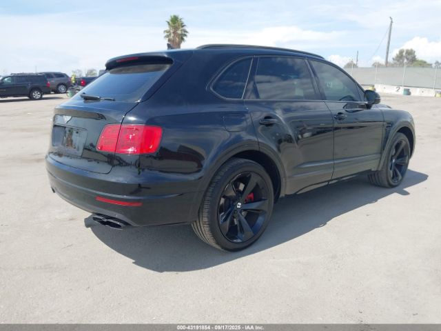 2019 BENTLEY BENTAYGA SJAAM2ZV5KC024557 Photo 3