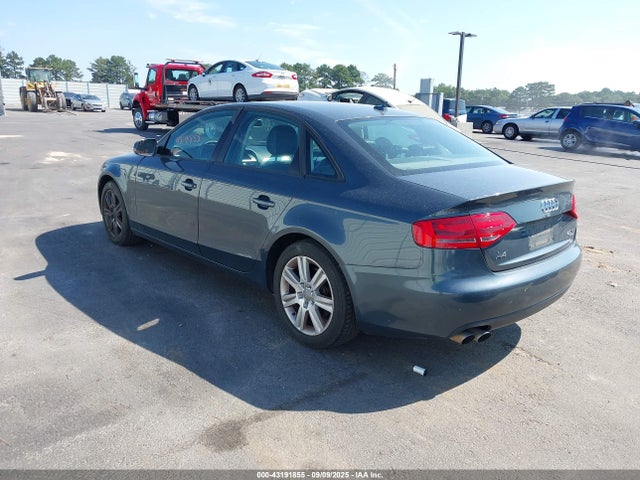 2010 AUDI A4 WAUBFAFL2AN006320 Photo 2