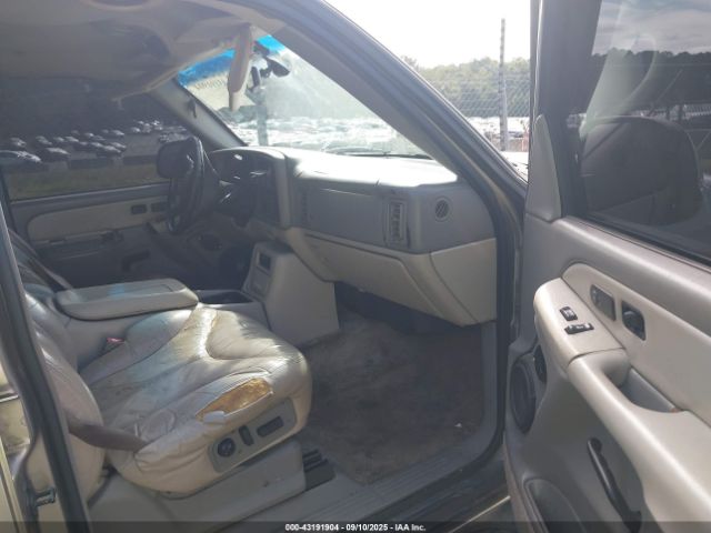 2001 GMC YUKON XL 1500 3GKEC16T61G286717 Photo 4