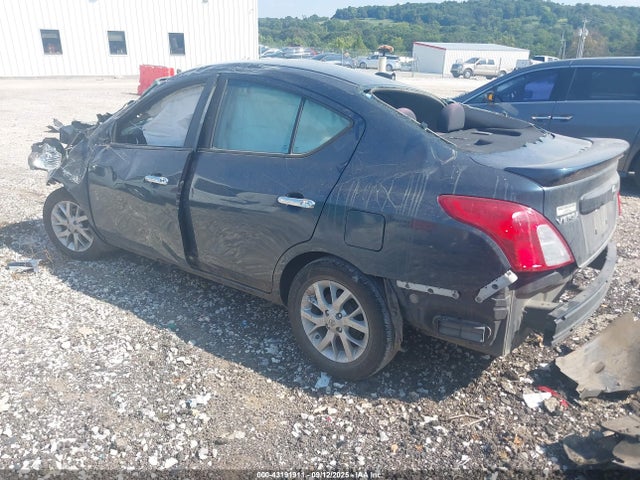Nissan 2017 2017 3N1CN7AP9HL889031 Image 3