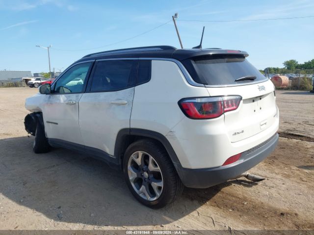 2019 JEEP COMPASS 3C4NJDCB3KT679341 Photo 2