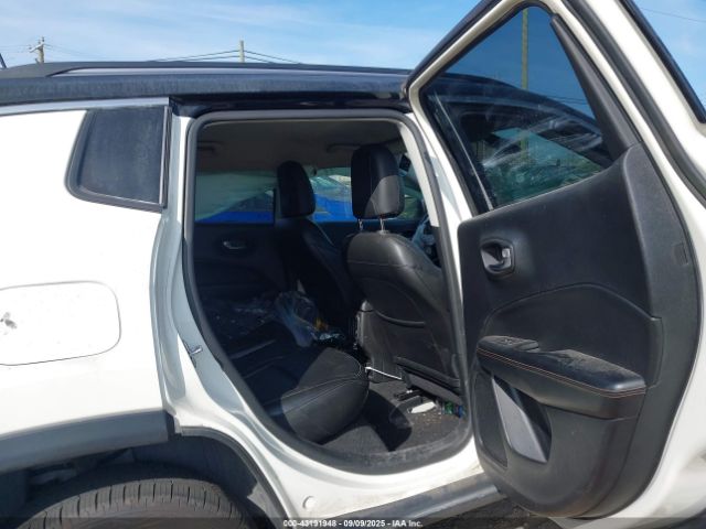 2019 JEEP COMPASS 3C4NJDCB3KT679341 Photo 7