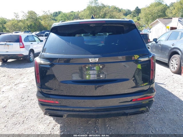 1GYKPGRS7RZ734199 Cadillac lgx
