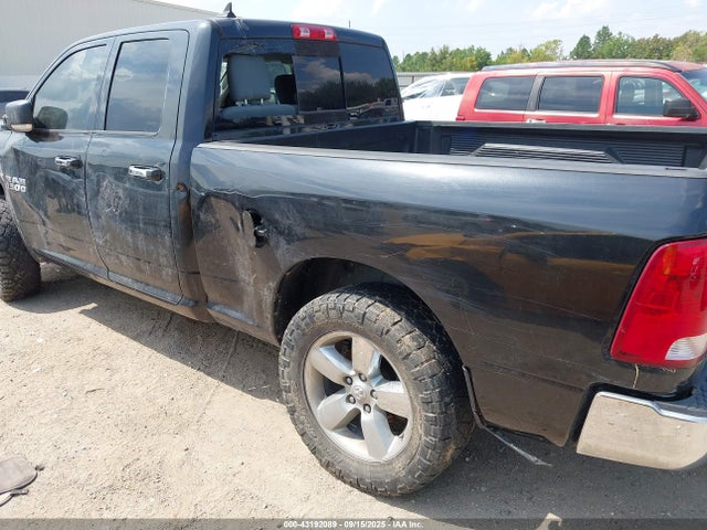 43192089 :رقم المزاد ، 1C6RR7GT2JS118098 vin ، 2018 Ram 1500 Big Horn Quad Cab 4x4 6'4 Box مزاد بيع