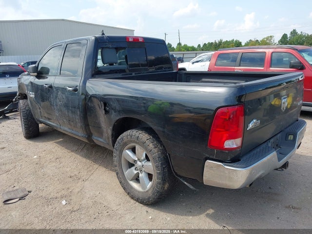 43192089 :رقم المزاد ، 1C6RR7GT2JS118098 vin ، 2018 Ram 1500 Big Horn Quad Cab 4x4 6'4 Box مزاد بيع