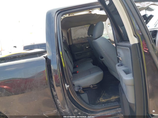 43192089 :رقم المزاد ، 1C6RR7GT2JS118098 vin ، 2018 Ram 1500 Big Horn Quad Cab 4x4 6'4 Box مزاد بيع