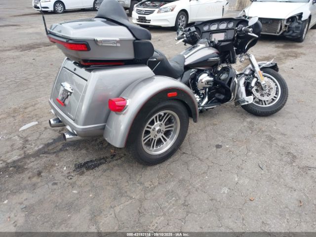 2016 HARLEY-DAVIDSON FLHTCUTG 1HD1MAL12GB850406 Photo 3