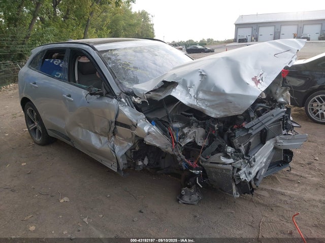 2018 JAGUAR F-PACE SADCL2FX7JA279774