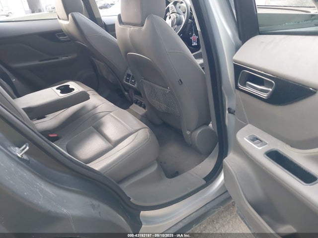 2018 JAGUAR F-PACE SADCL2FX7JA279774 Photo 7