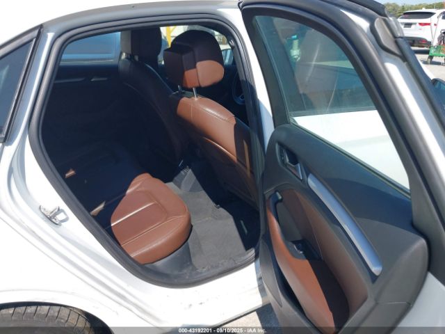 2017 AUDI A3 WAUB8GFF3H1066728 Photo 7