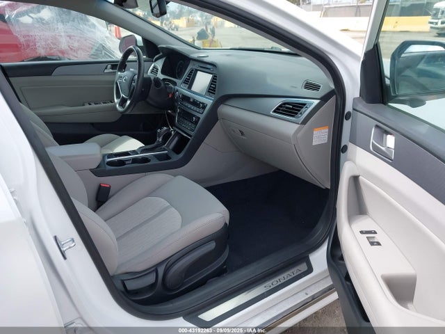 KMHE14L2XHA074664 Hyundai Sonata