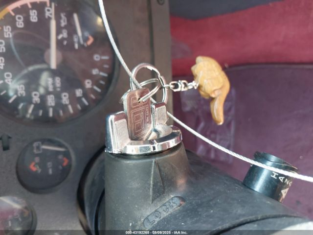 1987 CHEVROLET CAMARO 1G1FP21S1HL101567 Photo 10