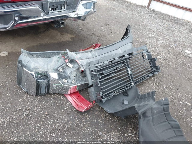 GMC l5p 2025 1GT4UNEY7SF256265 Image 17