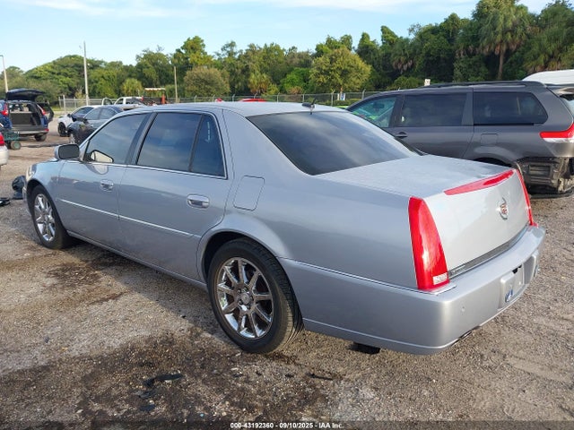 2006 CADILLAC DTS 1G6KD57926U122166 Photo 2