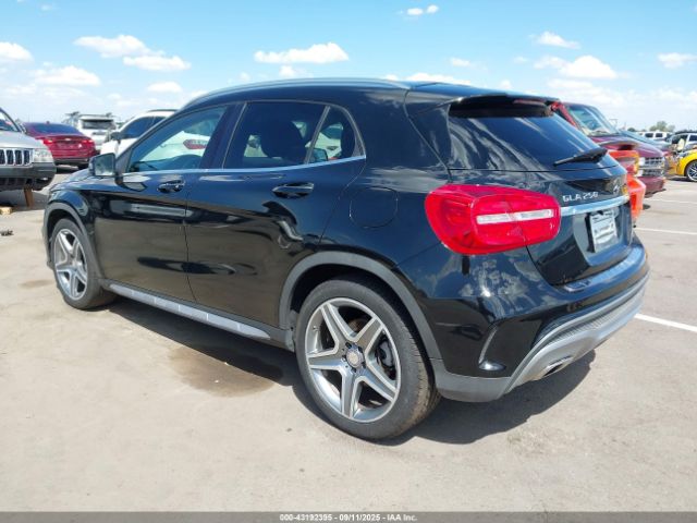 2015 MERCEDES-BENZ GLA 250 WDCTG4EB7FJ124757 Photo 2