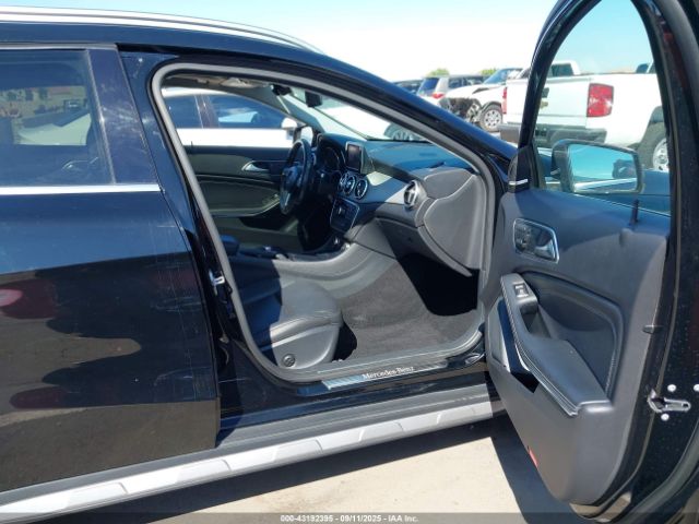 2015 MERCEDES-BENZ GLA 250 WDCTG4EB7FJ124757 Photo 4