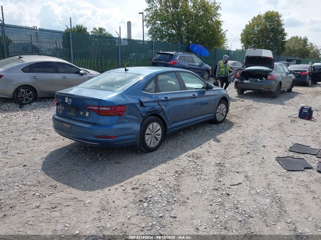 Volkswagen 1.4 tsi 2019 3VWC57BU6KM210736 Image 4