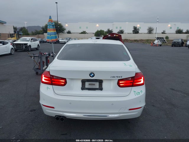 BMW 328I 2014 WBA3A5G58ENP30982 Image 16