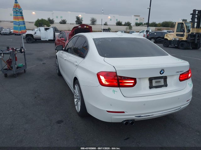 BMW 328I 2014 WBA3A5G58ENP30982 Image 3