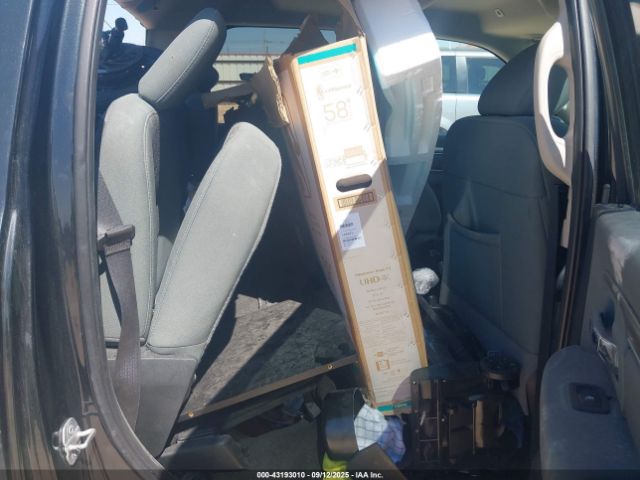 2018 RAM 1500 1C6RR6LT1JS187820 Photo 7