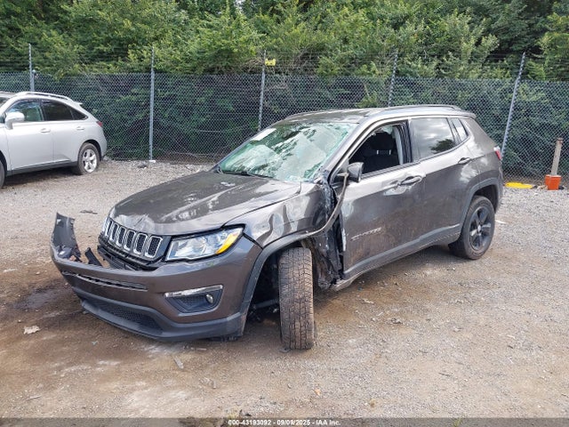 Jeep 2020 2020 3C4NJDBB0LT132109 Image 20