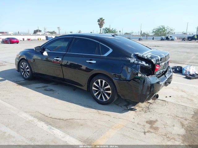 1N4AL3AP6HC233566 Nissan 2017
