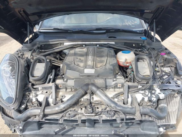 2017 PORSCHE MACAN WP1AG2A54HLB54466 Photo 9
