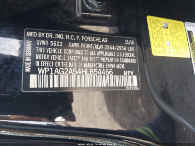 2017 PORSCHE MACAN WP1AG2A54HLB54466 Photo 8