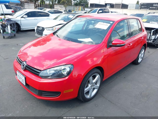 Volkswagen 2014 2014 WVWDB7AJ1EW006910 Image 2