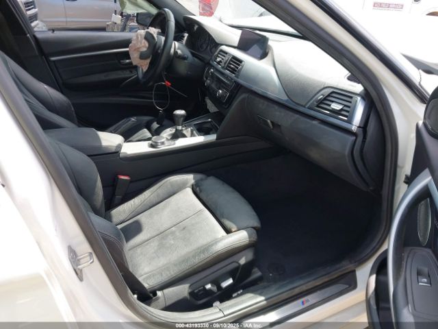 2018 BMW 340I WBA8B3C56JK384777 Photo 4