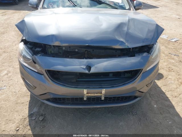 2018 VOLVO S60 YV126MFL4J2453666 Photo 5