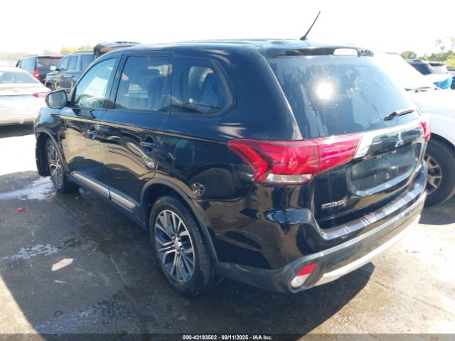 2016 MITSUBISHI OUTLANDER JA4AZ3A33GZ024510 Photo 2