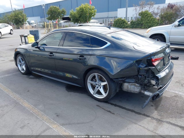 WAUENCF5XJA112549 Audi A5