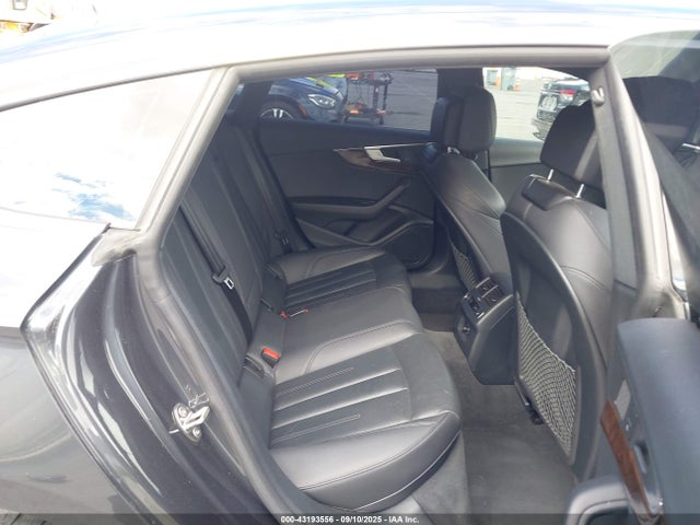 WAUENCF5XJA112549 Audi A5