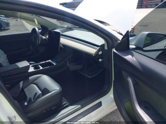 2021 TESLA MODEL 3 5YJ3E1EA7MF907776 Photo 4
