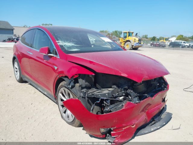 2018 TESLA MODEL X 5YJXCBE23JF136055