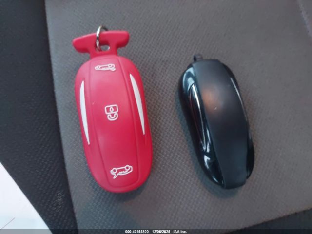 2018 TESLA MODEL X 5YJXCBE23JF136055 Photo 10