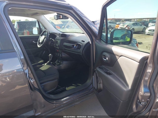 Jeep Renegade 2016 ZACCJBBT9GPC98002 Image 5