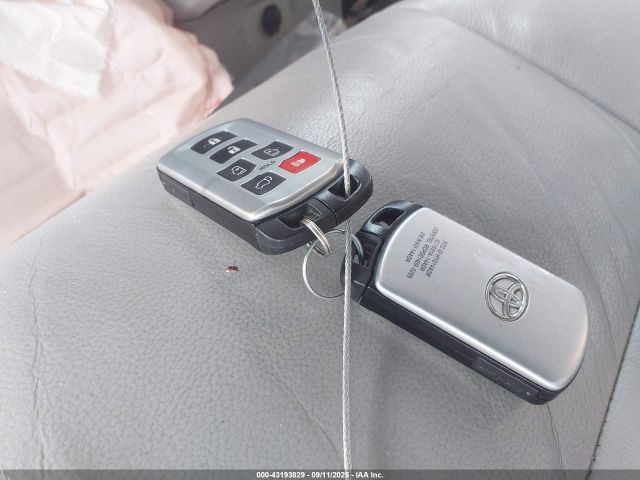 2018 TOYOTA SIENNA 5TDYZ3DC2JS923948 Photo 10
