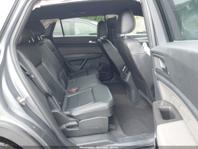 2022 VOLKSWAGEN ATLAS CROSS SPORT 1V2LC2CA8NC218499 Photo 7